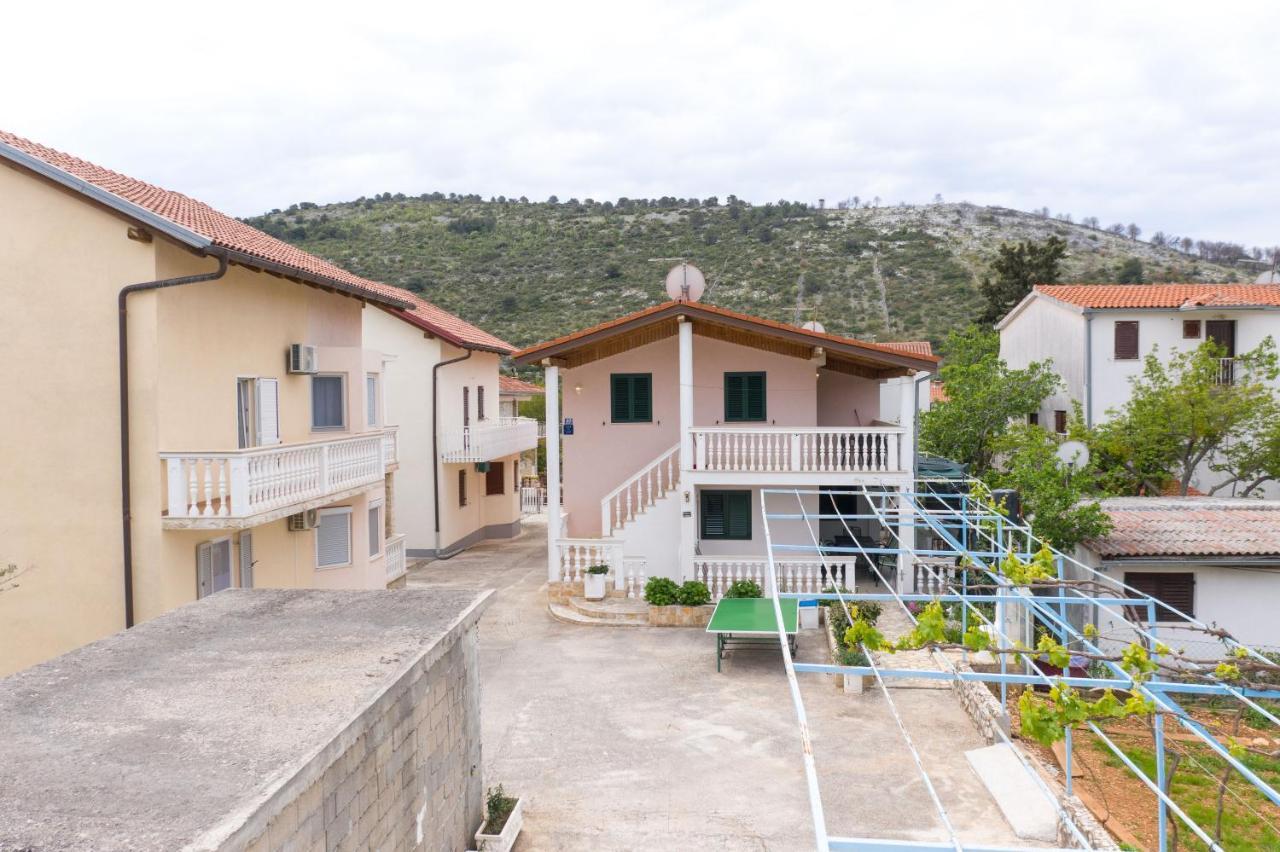Seaside Holiday House Stupin Celine, Rogoznica - 19871 Exterior foto